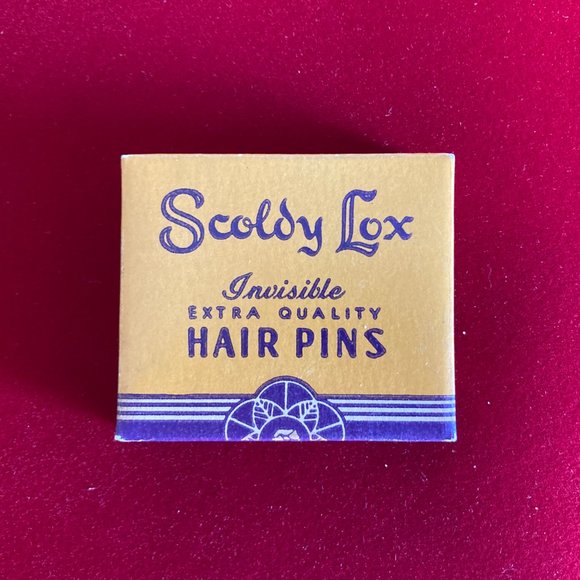 WWII Unopened Sealed Antique Box of Scoldy Lox Invisible Extra Quality Hair Pins